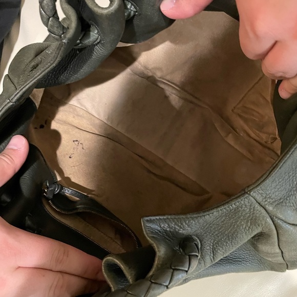 Bottega Veneta Handbag - Picture 6 of 10